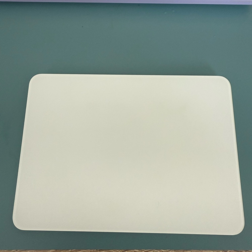 Apple White Tablet